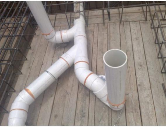 مواسير PVC داخل الخرسانة